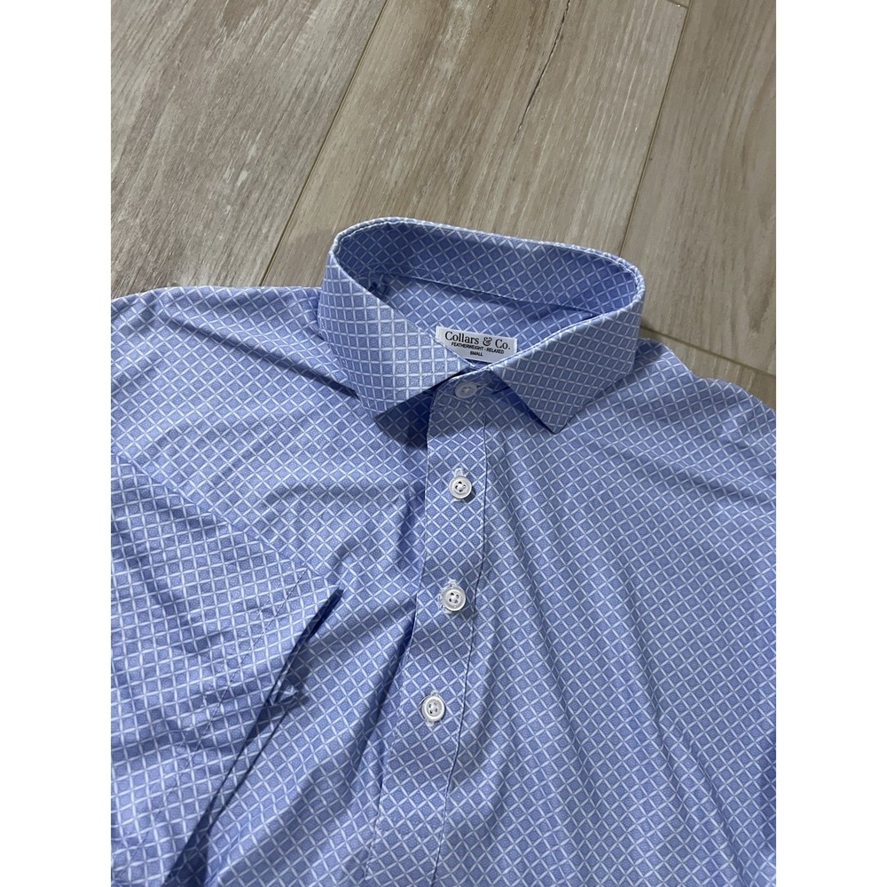 Collars and Co  Collar Polo Geometric Pattern Size S Featherweight